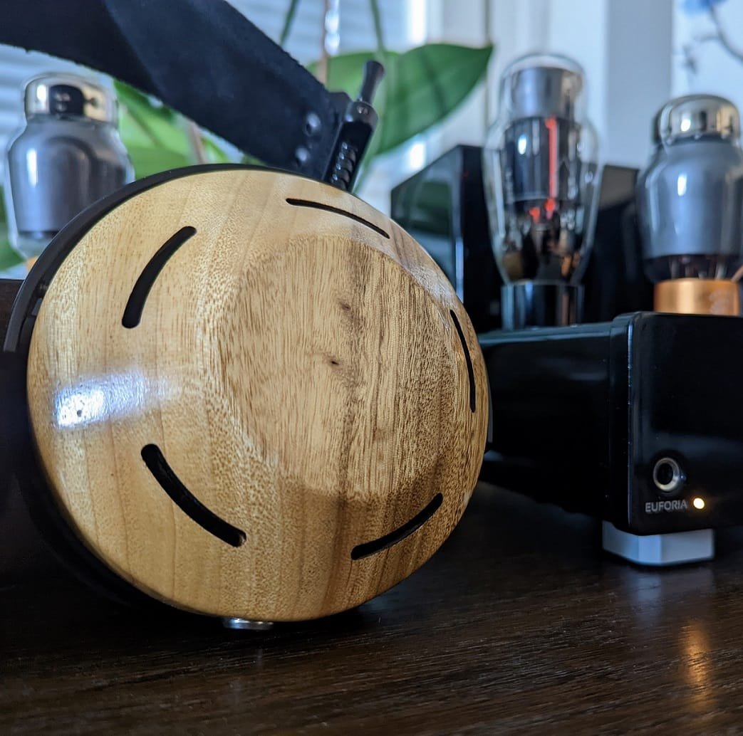 Review: ZMF Eikon (Camphor) - Headphone Corner