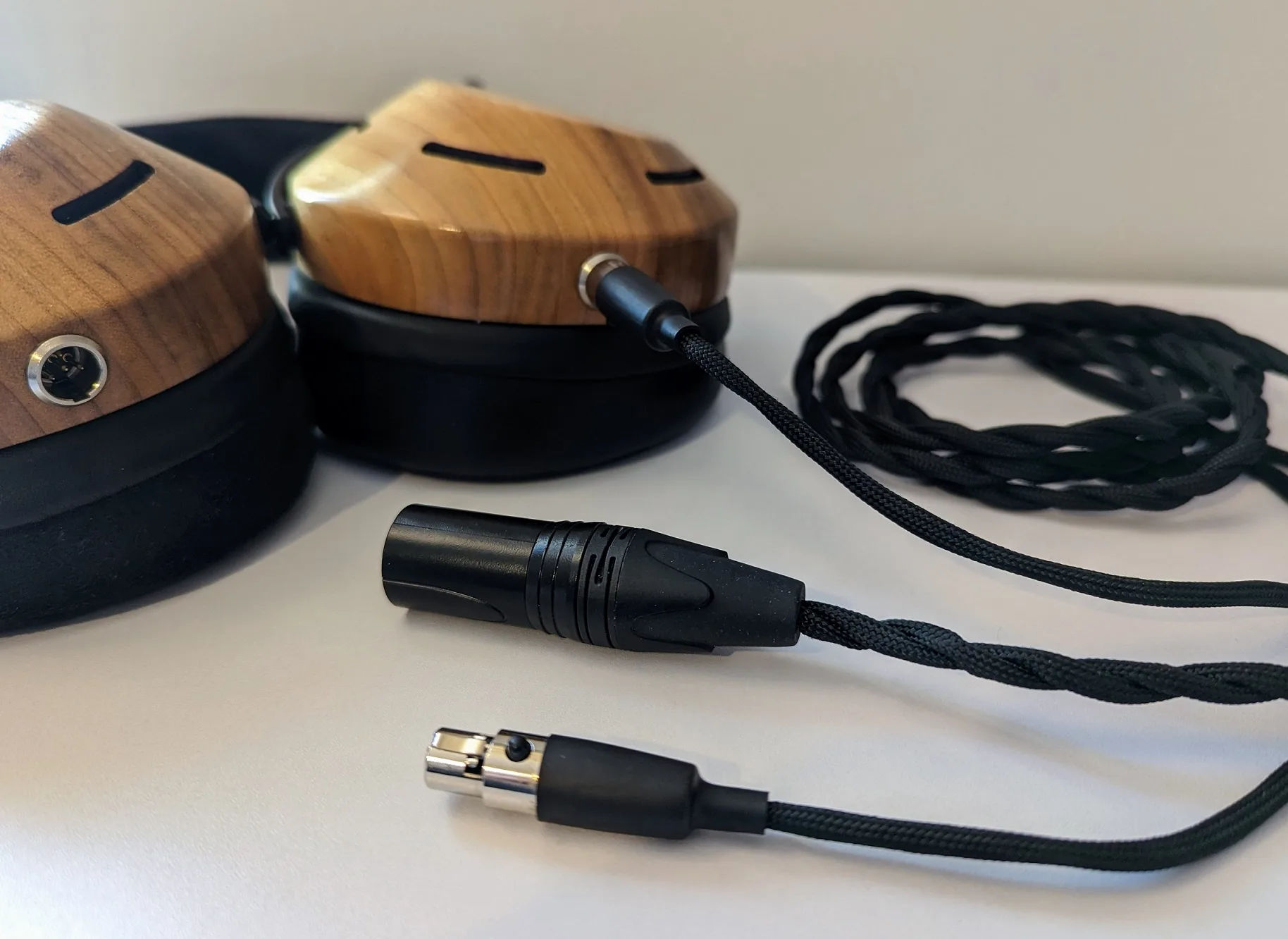 Review: ZMF Eikon (Camphor) - Headphone Corner