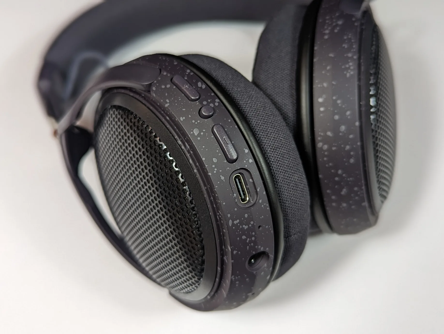 Review: Audio Technica ATH-HL7BT - Headphone Corner