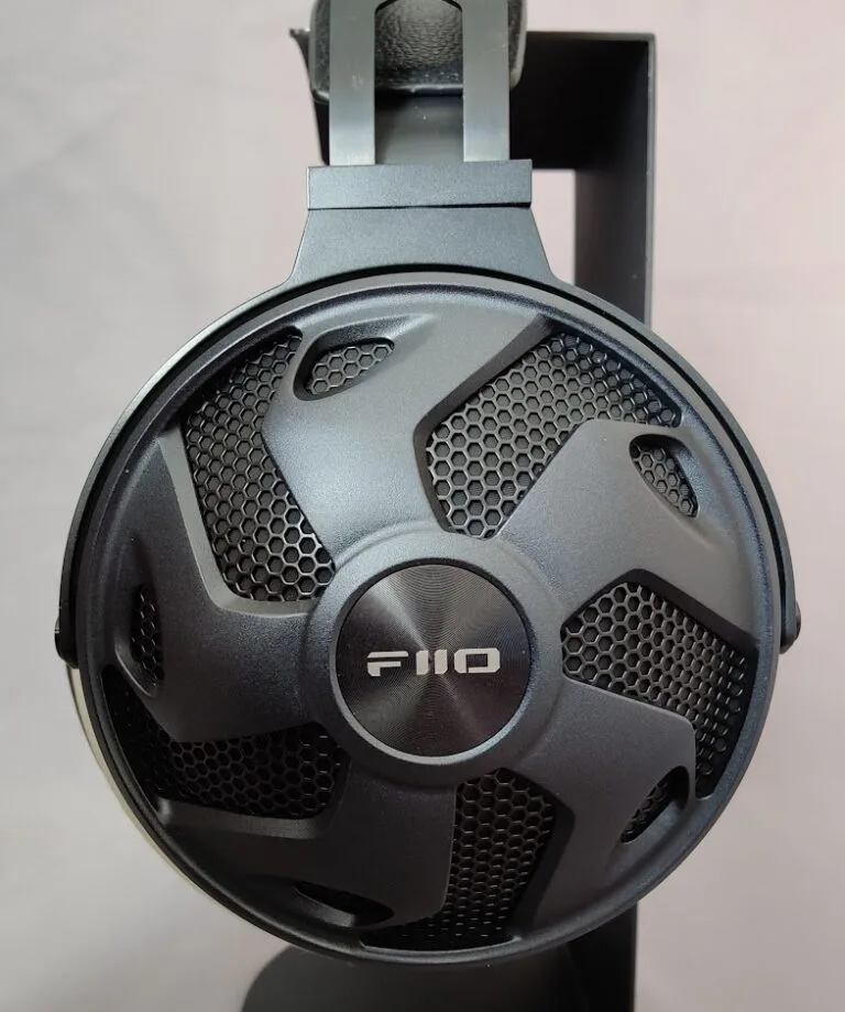 Review: FiiO FT3 - Headphone Corner