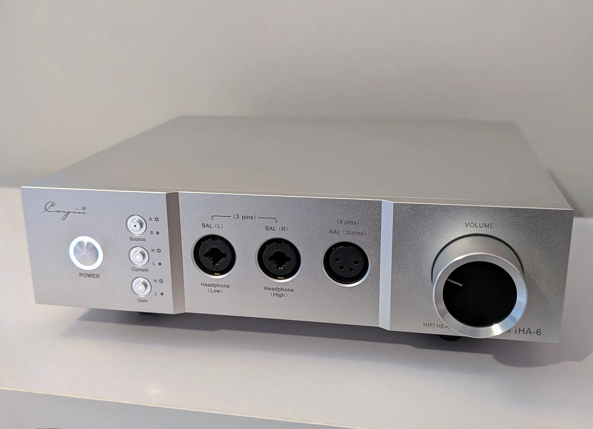 Review: Cayin iHA-6 - Headphone Corner