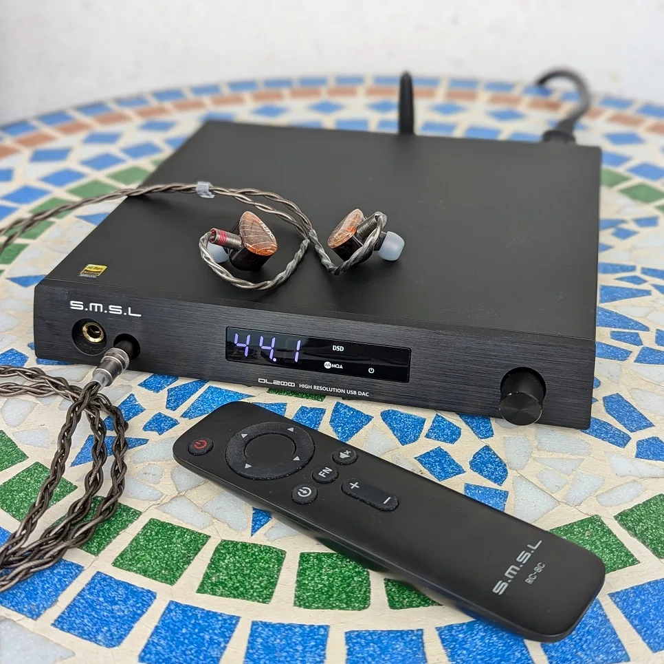 Review: SMSL DL200 - Headphone Corner