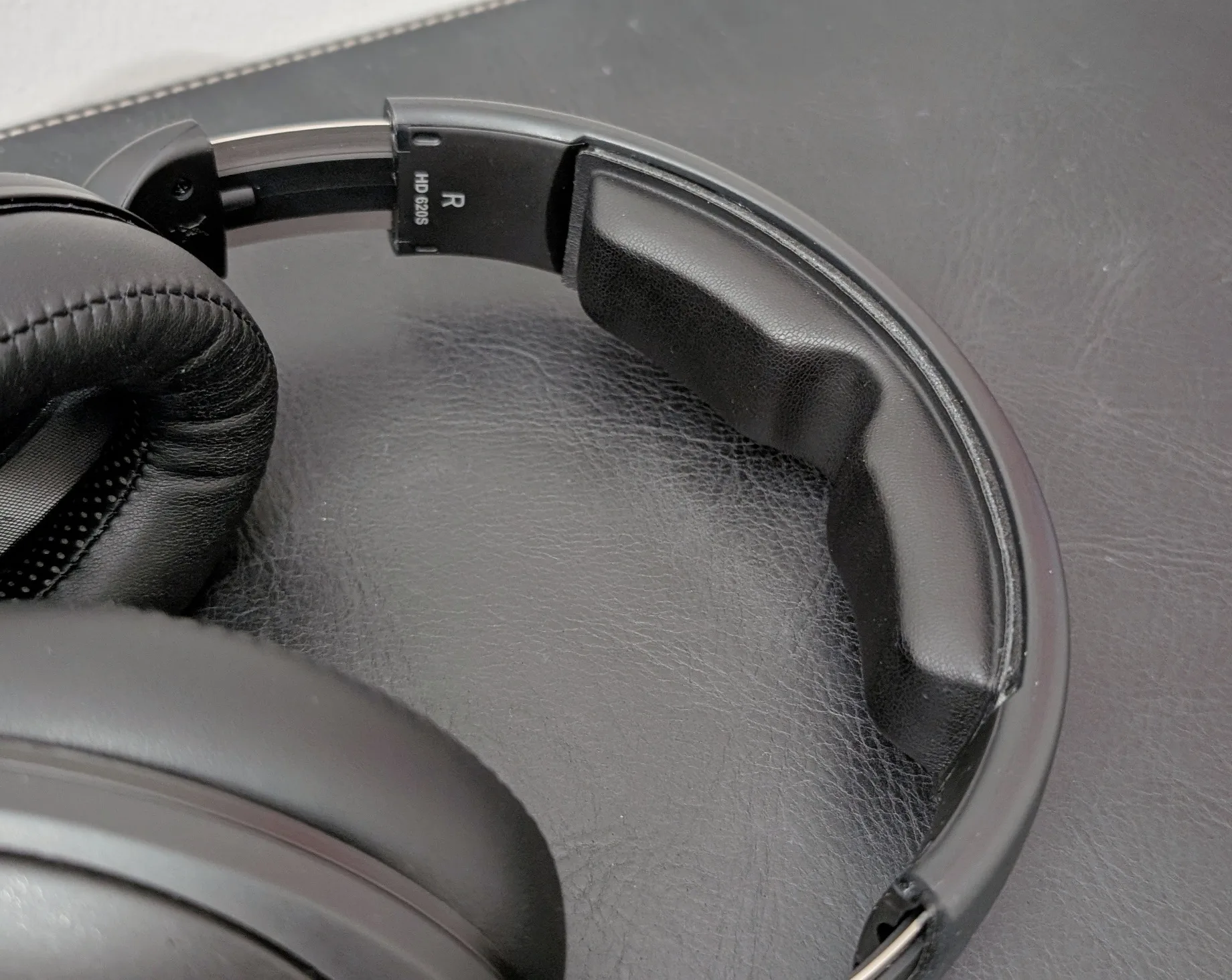 Sennheiser HD 620S とIE600 Closed-back newcomer to the HD 600 series: Sennheiser HD 620S