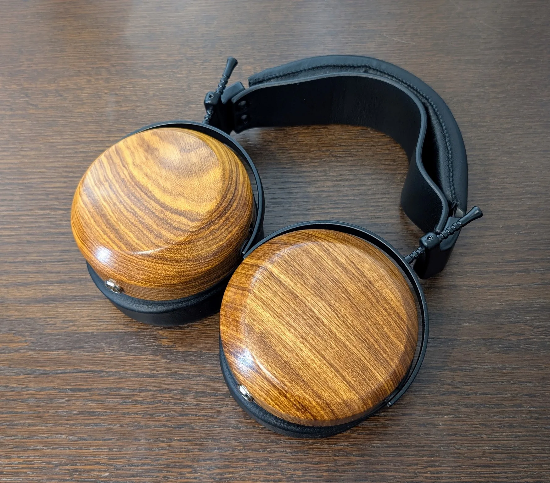 Review: a cheap ZMF Verite Closed copy from Sweet Audio